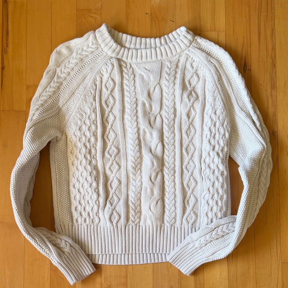 Gap 100% cotton cable knit sweater